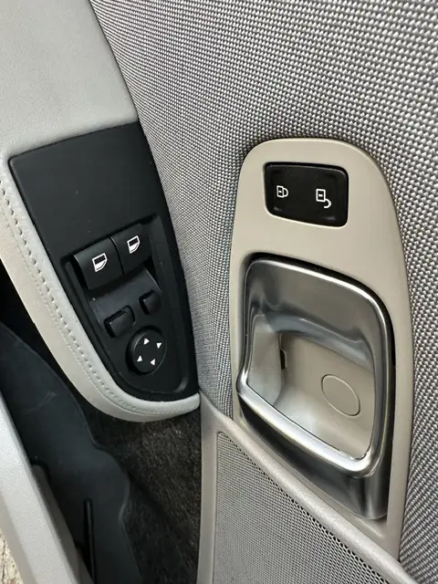 BMW i3 (60 Ah) 20