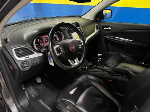 Fiat Freemont 2.0 M-Jet BlackCode 10