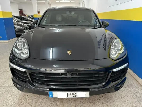 Porsche Cayenne 3.0 V6 4