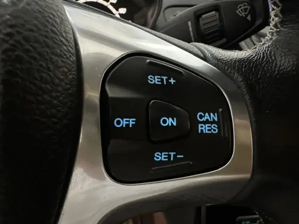Ford Fiesta 1.0 EcoBoost S&S Titanium 19