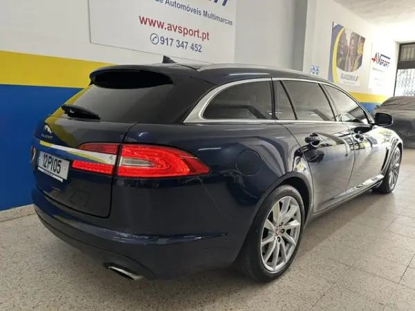 Jaguar XF Sportbrake 3.0 D V6 Premium Luxury 3