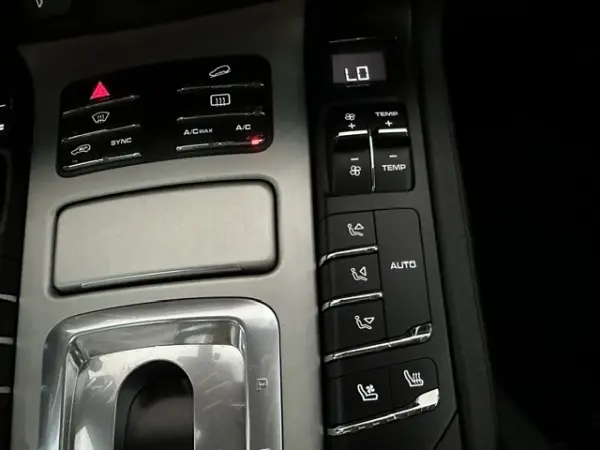 Porsche Cayenne 3.0 V6 22