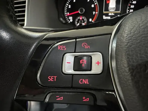 Volkswagen Sharan 1.4 TSI Confortline DSG 32