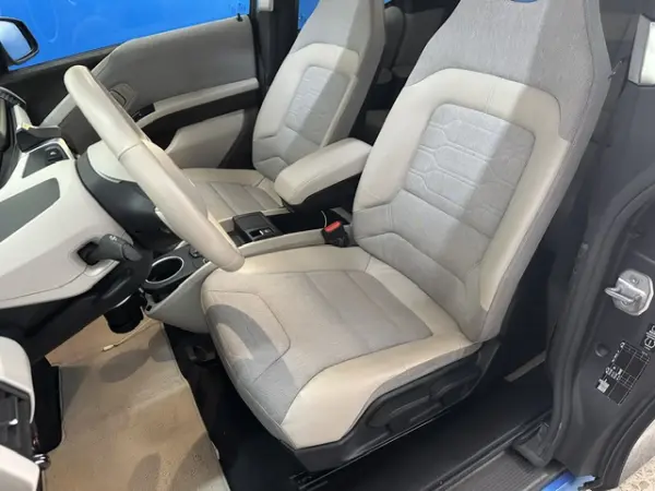 BMW i3 (60 Ah) 12