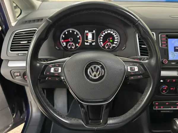 Volkswagen Sharan 1.4 TSI Confortline DSG 31