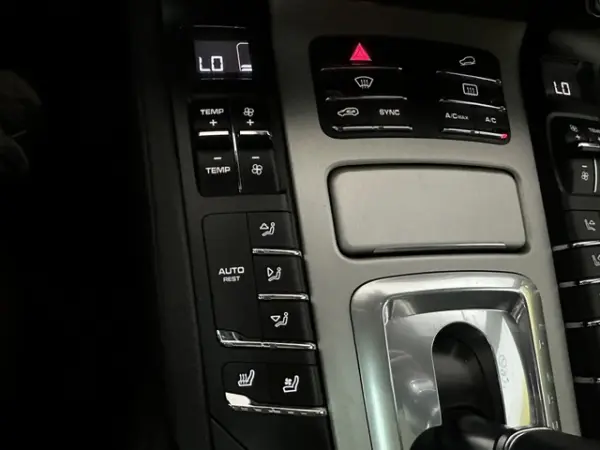 Porsche Cayenne 3.0 V6 21