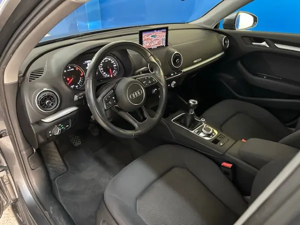 Audi A3 Sportback 30 TDI Design 10