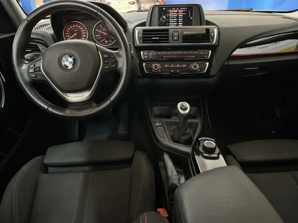 BMW 116 d EDynamics Line Sport 12