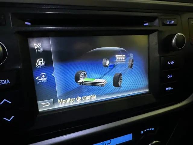 Toyota Auris Touring Sports 1.8 HSD Comfort +P.Sport+Navi 18