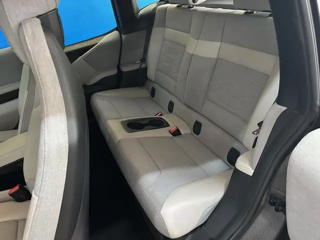 BMW i3 (60 Ah) 11