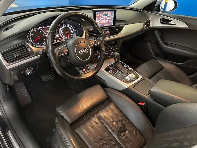 Audi A6 Avant 2.0 TDi S-line S tronic 11