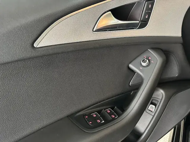 Audi A6 Avant 2.0 TDi S-line S tronic 22