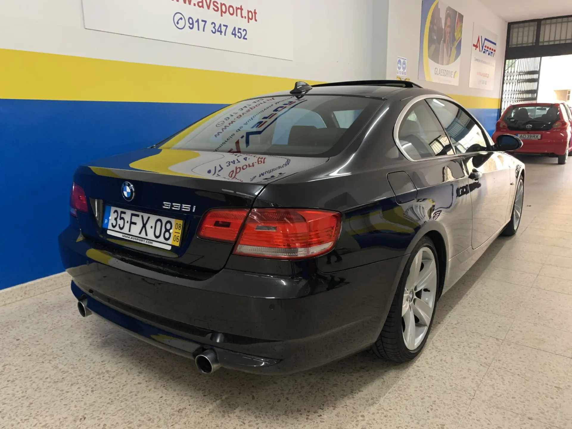 BMW 335 ia COUPE 8