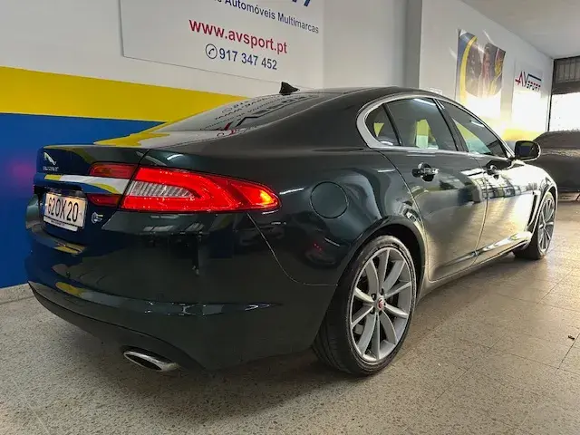 Jaguar XF 3.0 D V6 S Portfolio 159g 3