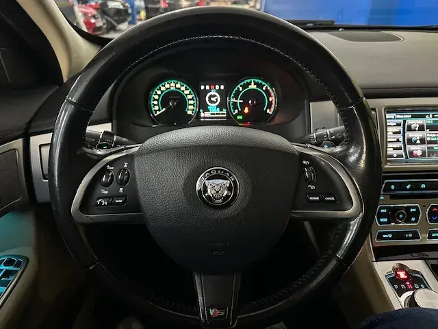 Jaguar XF 3.0 D V6 S Portfolio 159g 16