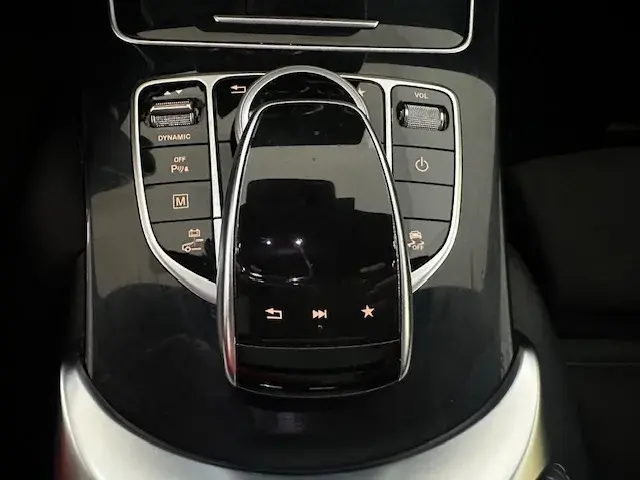 Mercedes-Benz GLC 350 e AMG Line 4-Matic 12