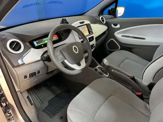 Renault Zoe Life 10