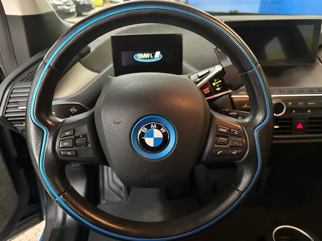BMW i3 (60 Ah) 16