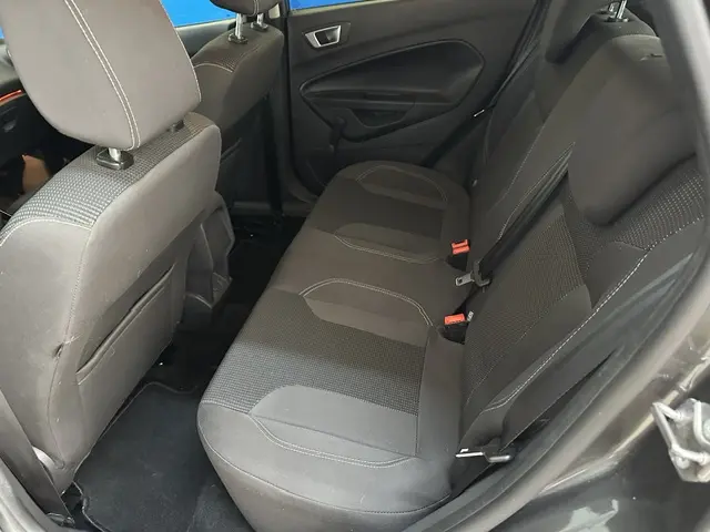 Ford Fiesta 1.0 EcoBoost S&S Titanium 11