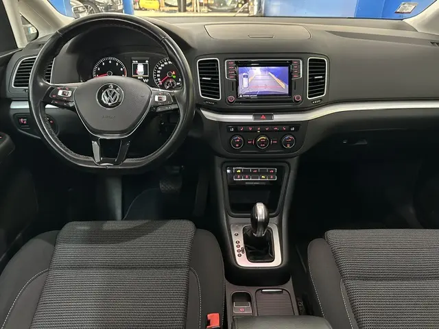 Volkswagen Sharan 1.4 TSI Confortline DSG 9