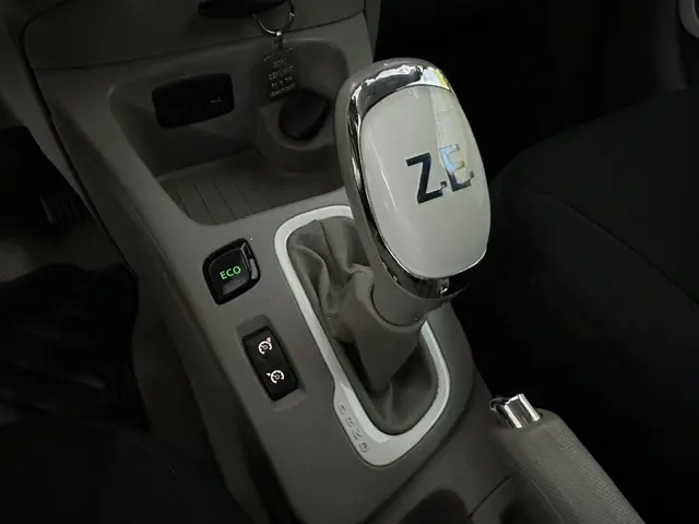 Renault Zoe (c/ Bateria) Intens 13