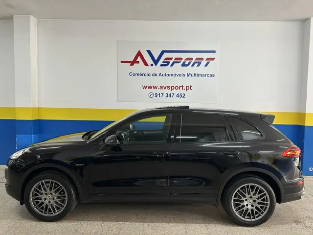 Porsche Cayenne 3.0 V6 6