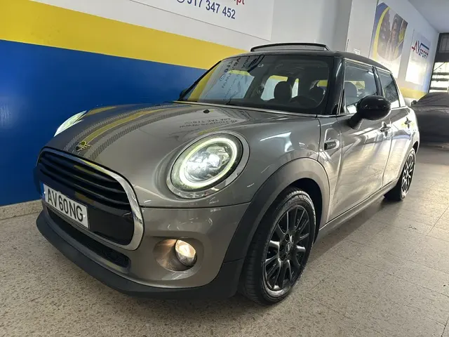 MINI 5 Portas Cooper 7