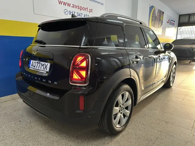 MINI Countryman One D 4Business Plus Auto 3