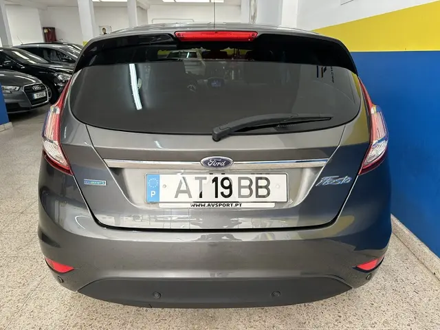 Ford Fiesta 1.0 EcoBoost S&S Titanium 8