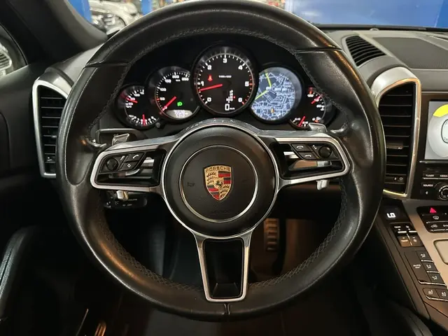 Porsche Cayenne 3.0 V6 15