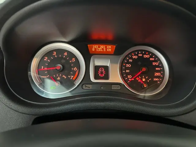 Renault Clio 1.2 16V Dynamique 17