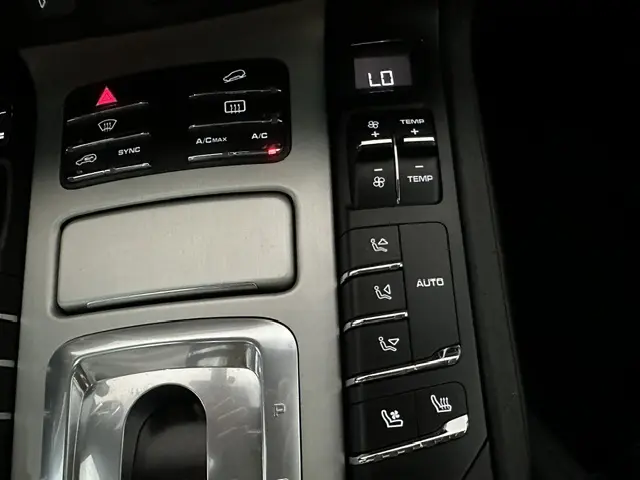 Porsche Cayenne 3.0 V6 22