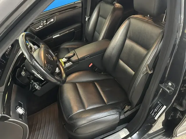 Mercedes-Benz S 350 BlueTEC 11