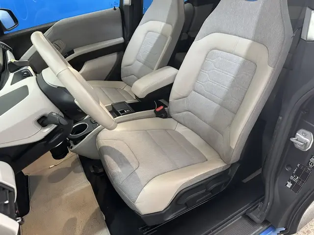 BMW i3 (60 Ah) 12