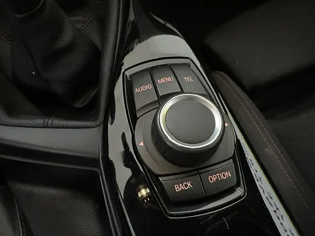 BMW 116 d EDynamics Line Sport 13