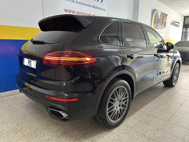 Porsche Cayenne 3.0 V6 3