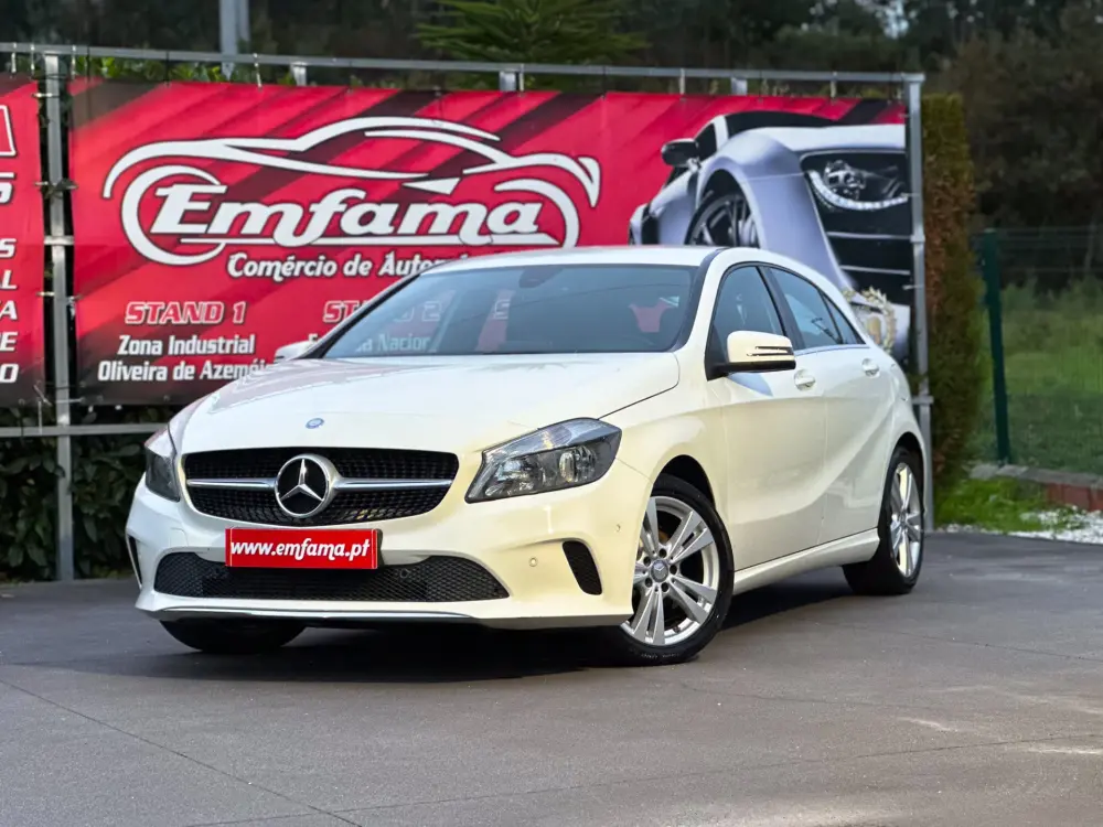 Mercedes-Benz A 160 d - Motor d Diesel - Cor Branco em Aveiro