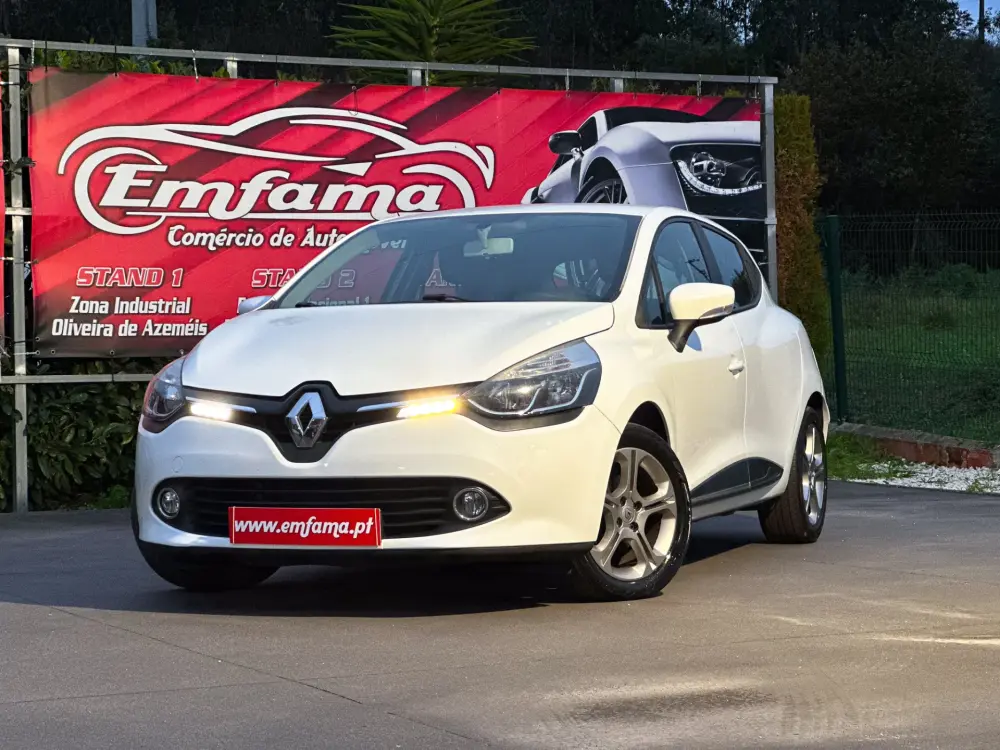 Renault Clio 1.5 dCi Confort - Motor 1.5 dCi - Cor Preto em Aveiro