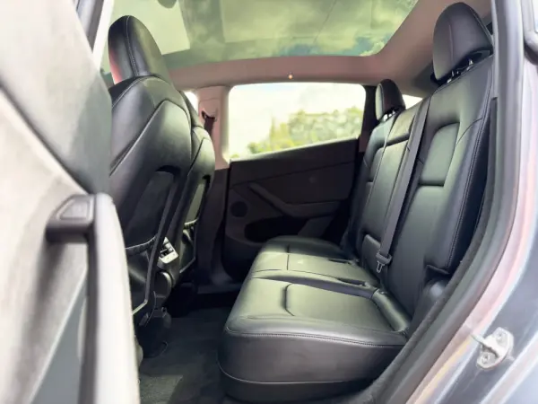 Tesla Model Y Performance Tração Integral 16