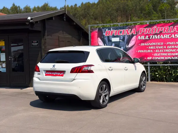 Peugeot 308 1.6 e-HDi Active J17 8