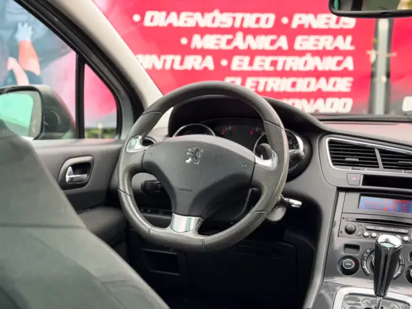 Peugeot 5008 1.6 E-HDi Active 2-Tronic 15