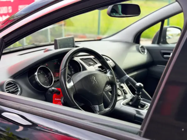Peugeot 3008 1.6 BlueHDi Style 2