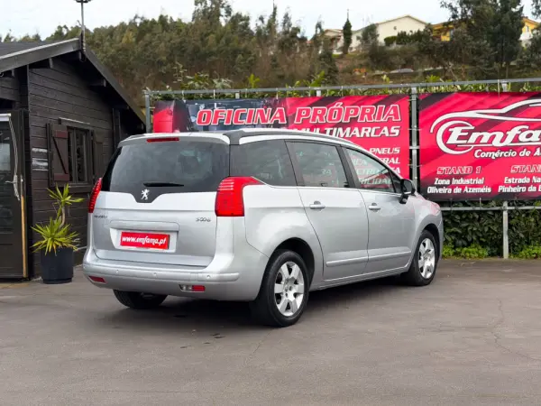 Peugeot 5008 1.6 E-HDi Active 2-Tronic 10