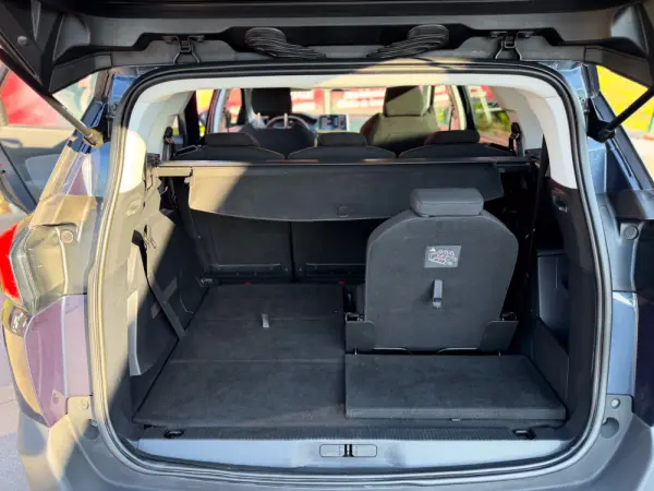 Peugeot 5008 1.6 HDi Active 16