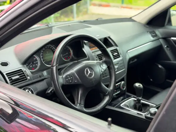 Mercedes-Benz C 220 CDI 2