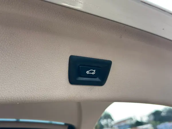 BMW 318 Gran Turismo d Line Modern 12