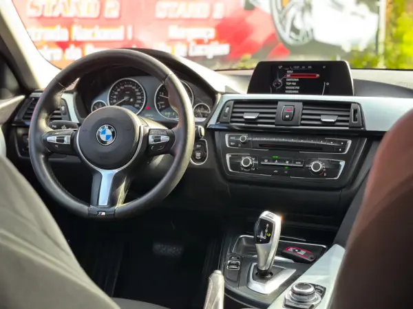 BMW 318 d Auto Line Sport 16