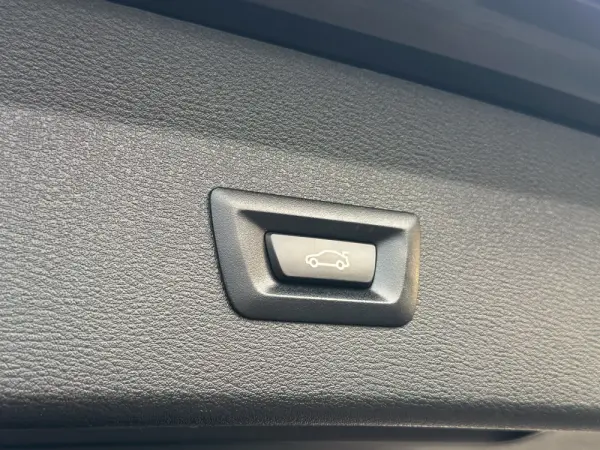 BMW X1 20 d xDrive Auto Line Sport 13