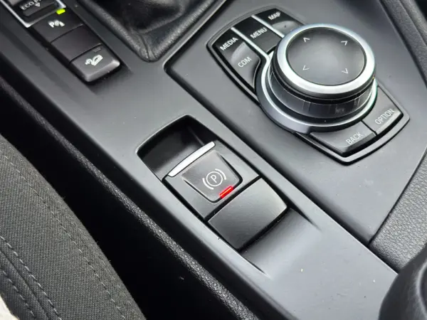 BMW X1 20 d xDrive Auto Line Sport 24