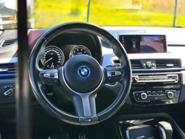 BMW X2 25 e xDrive Pack M 18